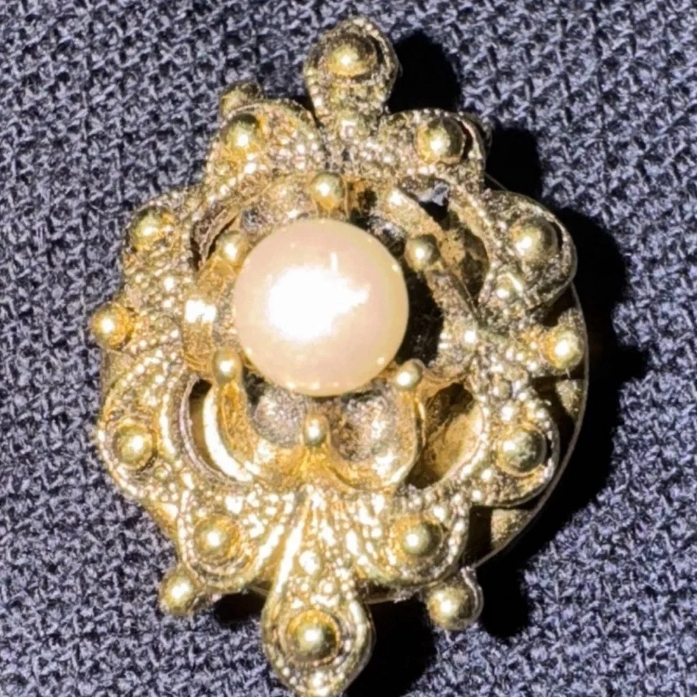 Vintage Retro Button Covers, Faux Pearl And Gold Tone, Set Of Three 1980-90's - Picture 4 of 5